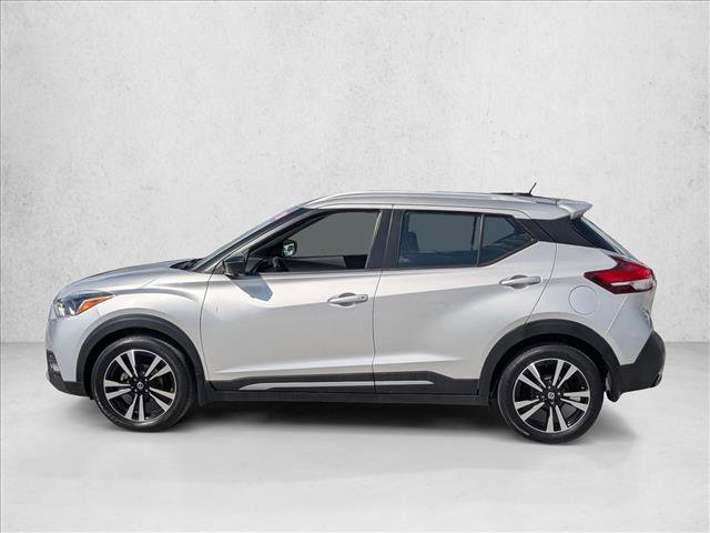 Used 2020 Nissan Kicks SR FWD image 9
