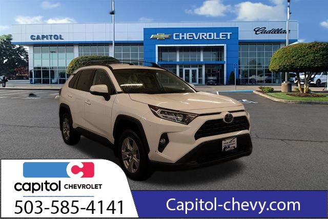 Used 2020 Toyota RAV4 XLE w/ Carpet Mat Package