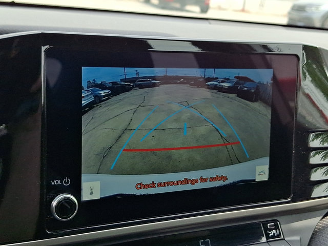 Used 2025 Toyota Camry SE FWD image 24