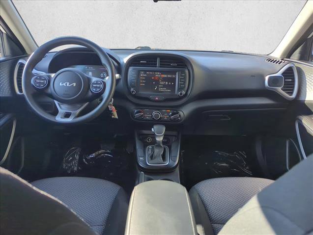 Used 2024 Kia Soul LX w/ Option Group 015 image 20