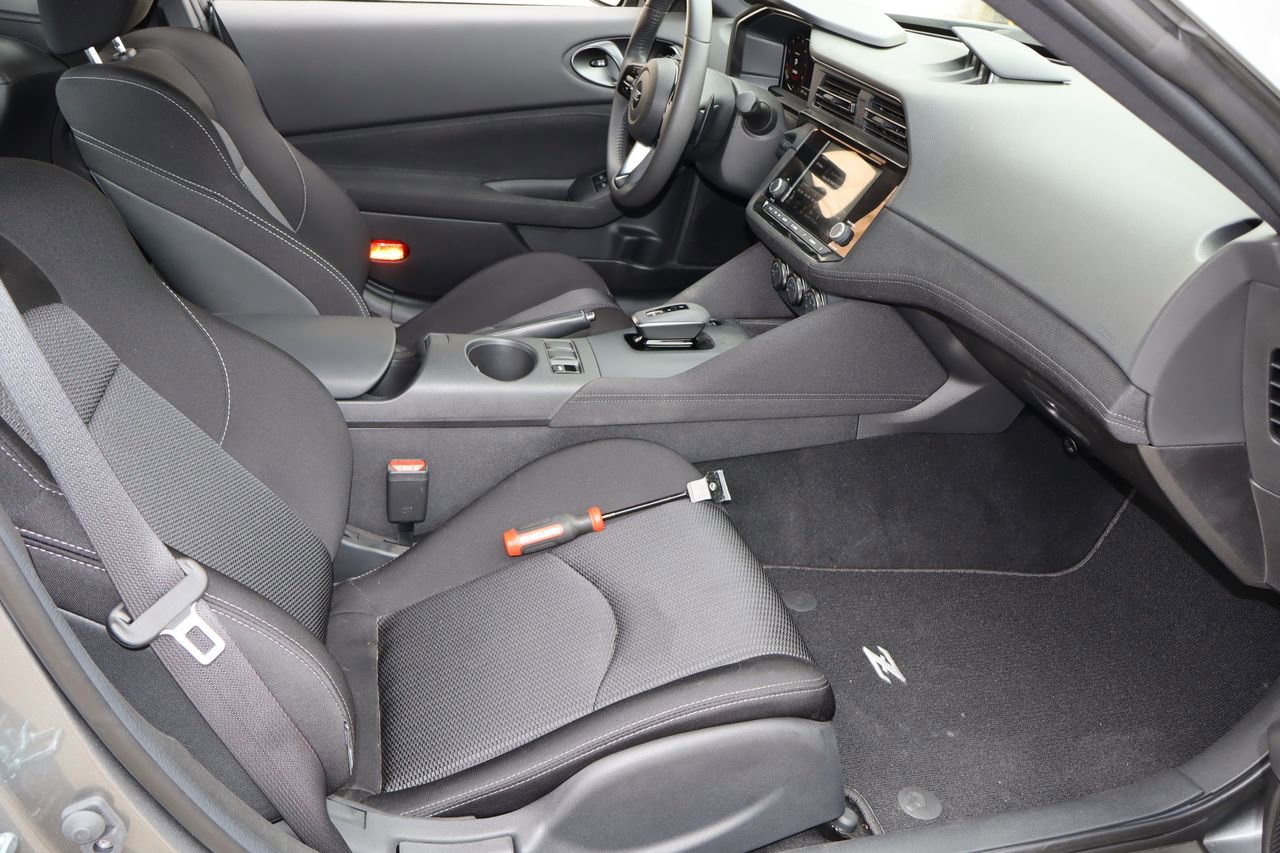 Used 2024 Nissan Z Sport w/ Floor Mat Package RWD image 15