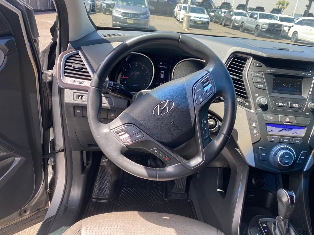 Used 2014 Hyundai Santa Fe GLS w/ Premium Package 05 FWD image 14