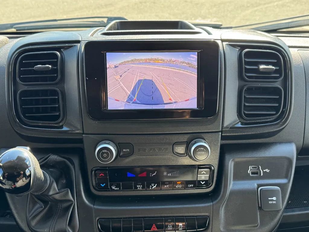 Used 2023 RAM ProMaster 2500 w/ Convenience Group image 16