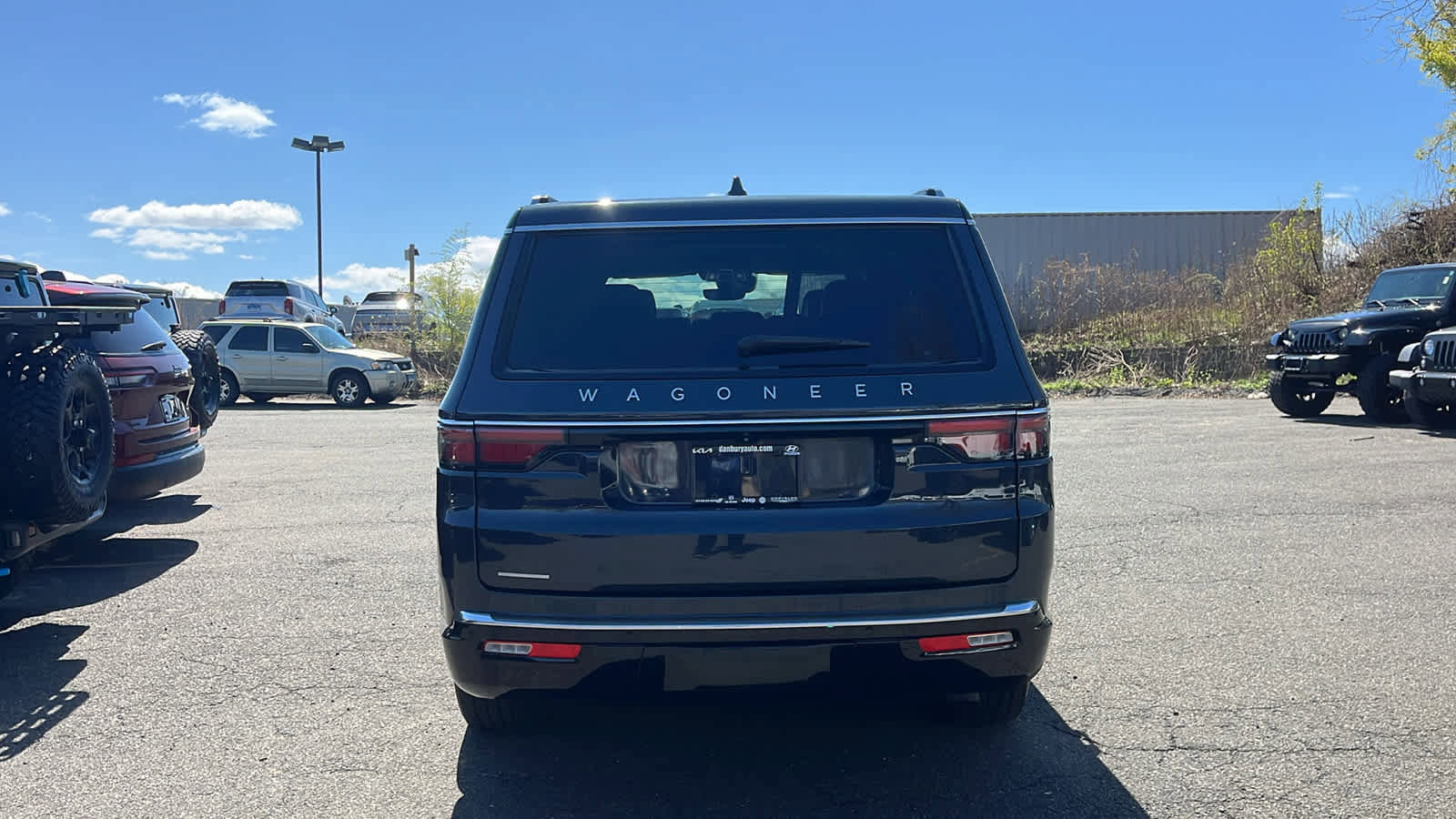 Certified 2023 Jeep Wagoneer 4WD image 6