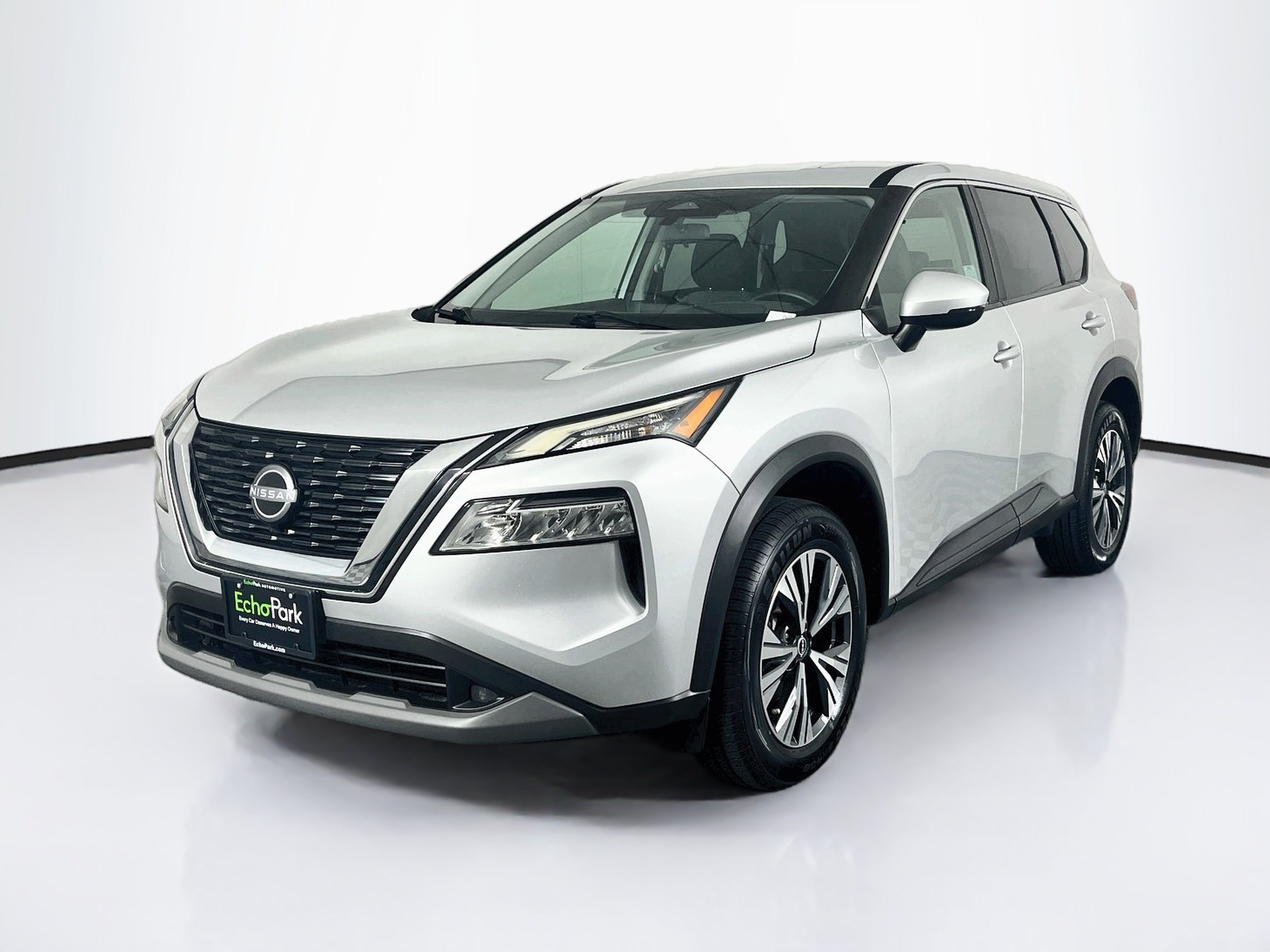 Used 2022 Nissan Rogue SV AWD/4WD image 3