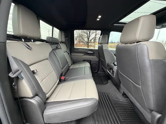 Used 2024 Chevrolet Silverado 2500 ZR2 w/ Technology Package AWD/4WD image 49