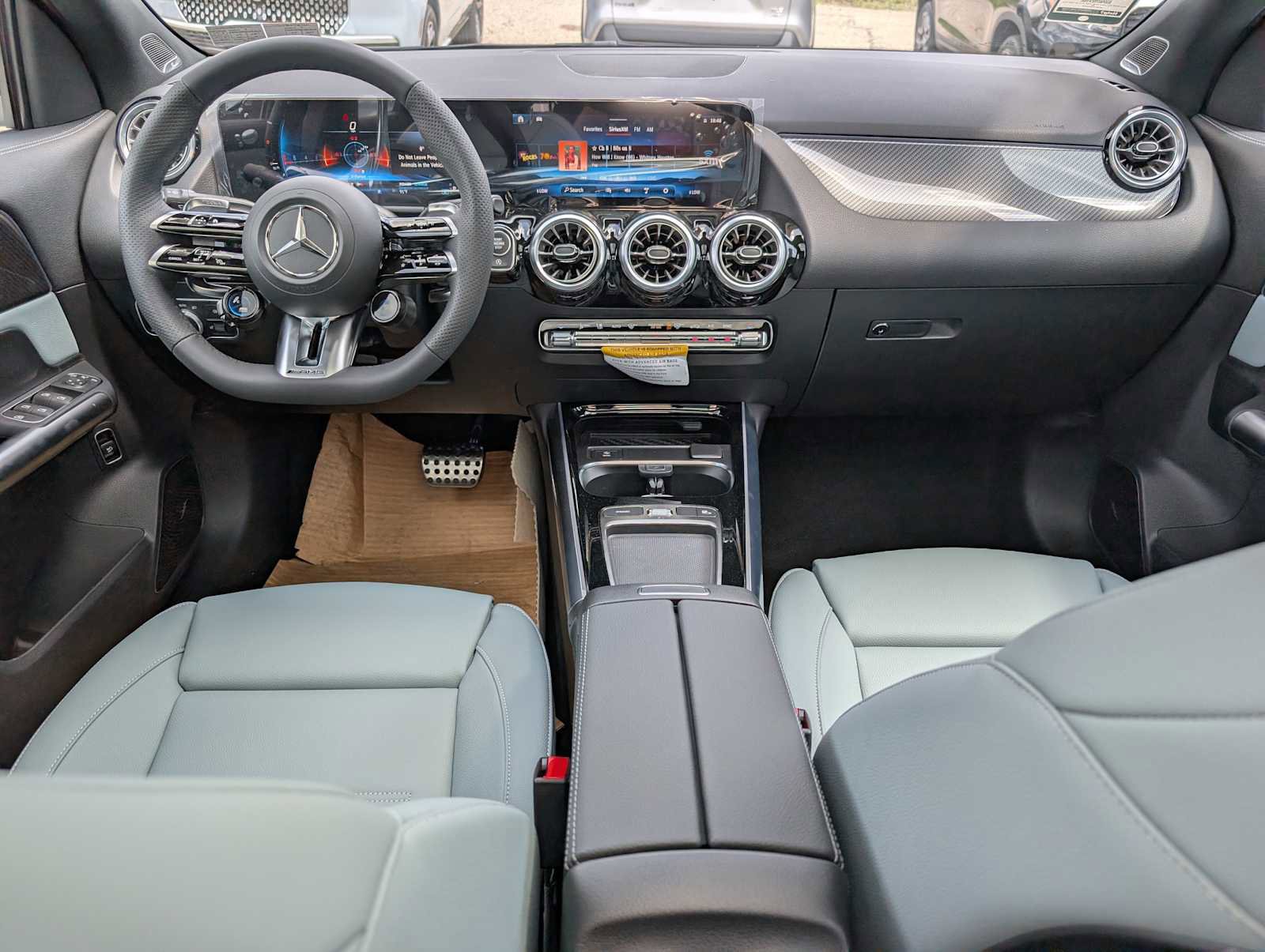 New 2026 Mercedes-Benz GLA 35 AMG 4MATIC image 12