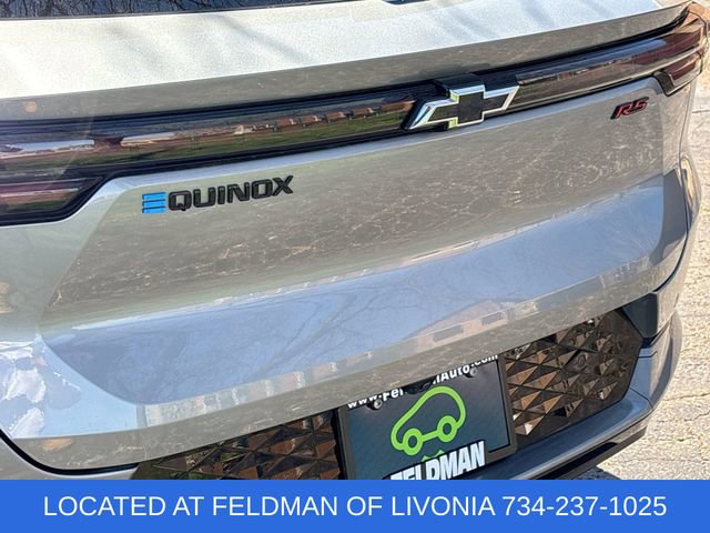 Certified 2024 Chevrolet Equinox EV RS FWD image 30