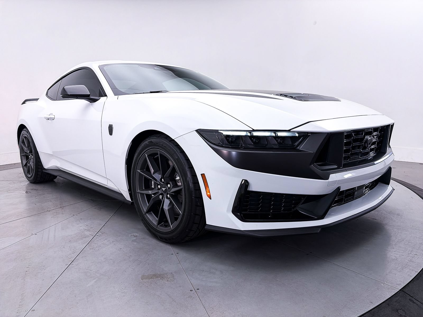 Used 2024 Ford Mustang Dark Horse RWD image 11