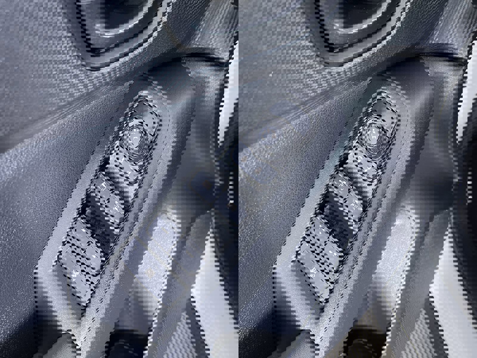 Certified 2025 Subaru Crosstrek 2.5i Sport w/ Popular Package #4A image 14