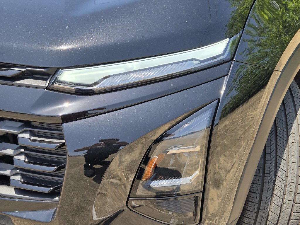 New 2027 Chevrolet Equinox LT w/ Midnight Edition FWD image 11