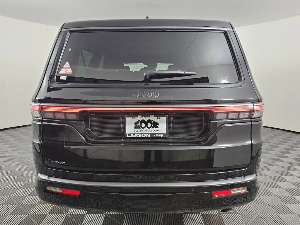 New 2026 Jeep Grand Wagoneer L Limited w/ Rear Seat Video Group I image 4