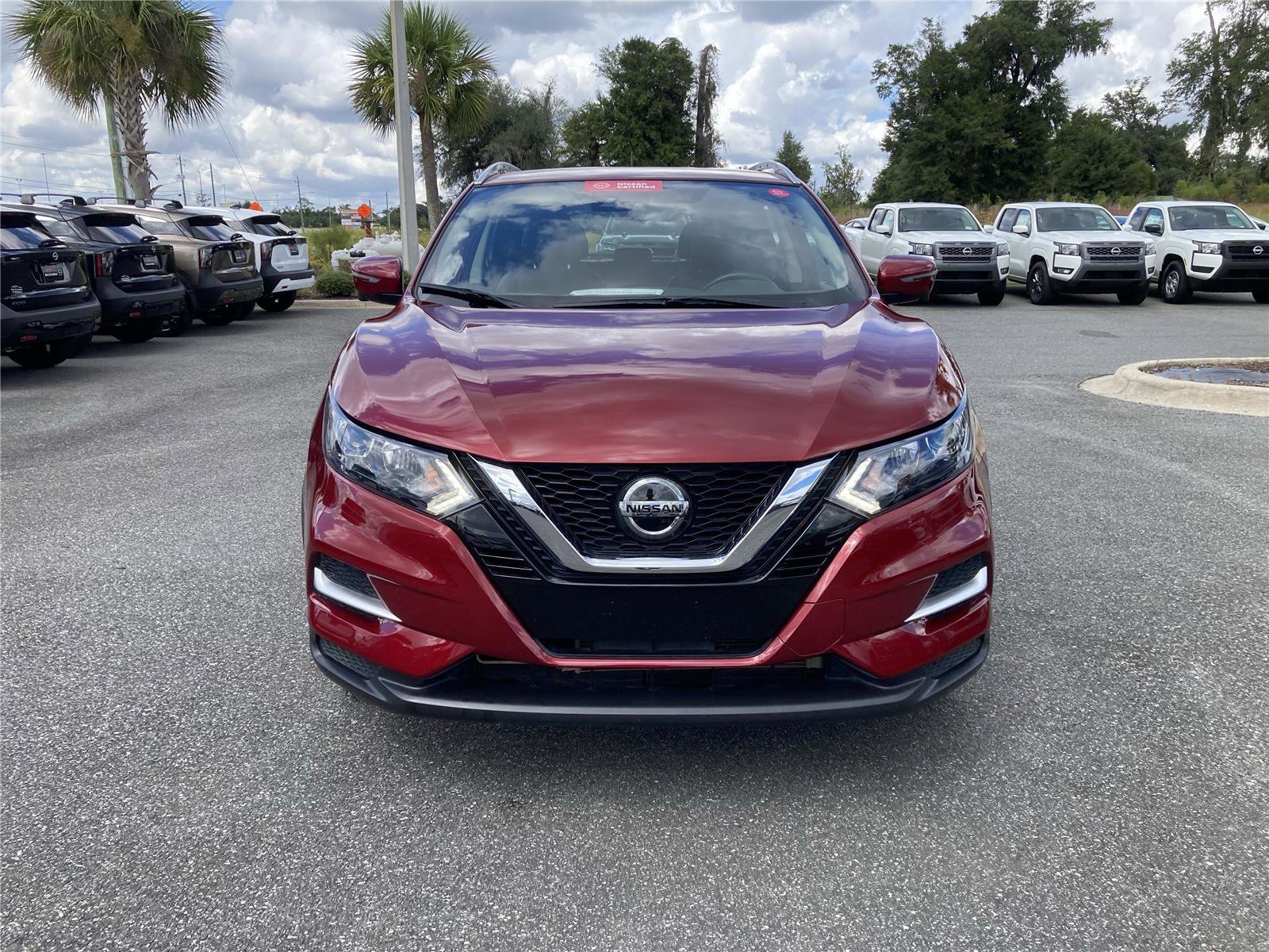 Used 2022 Nissan Rogue Sport SL image 3