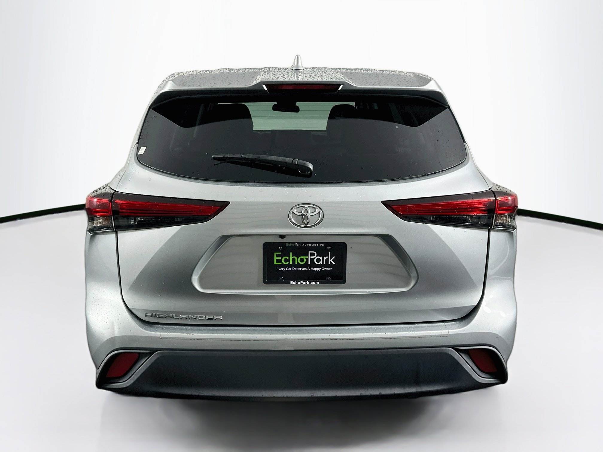 Used 2020 Toyota Highlander L FWD image 7