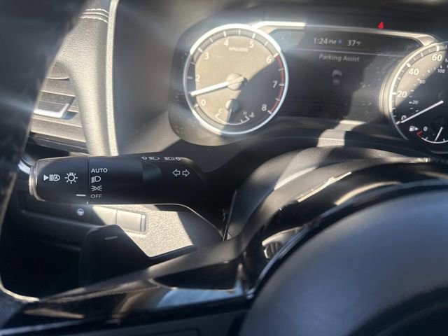 Used 2023 Nissan Rogue SV w/ SV Premium Package image 33