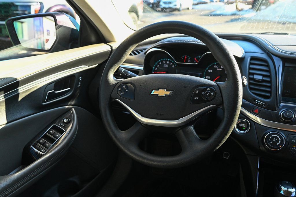 Used 2018 Chevrolet Impala LS image 30