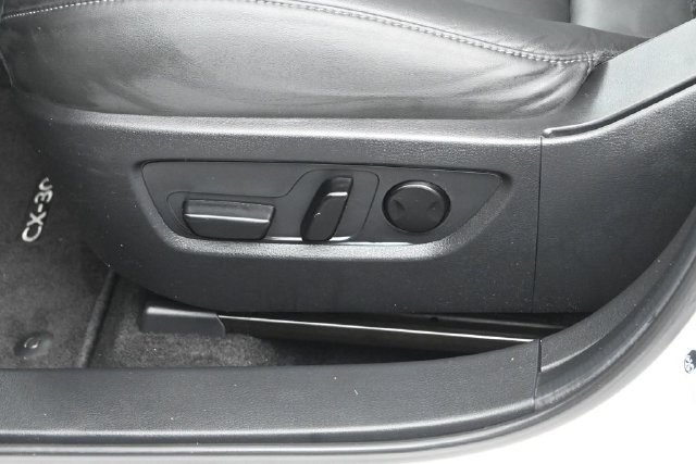 Certified 2024 MAZDA CX-30 AWD 2.5 S w/ Preferred Package image 15