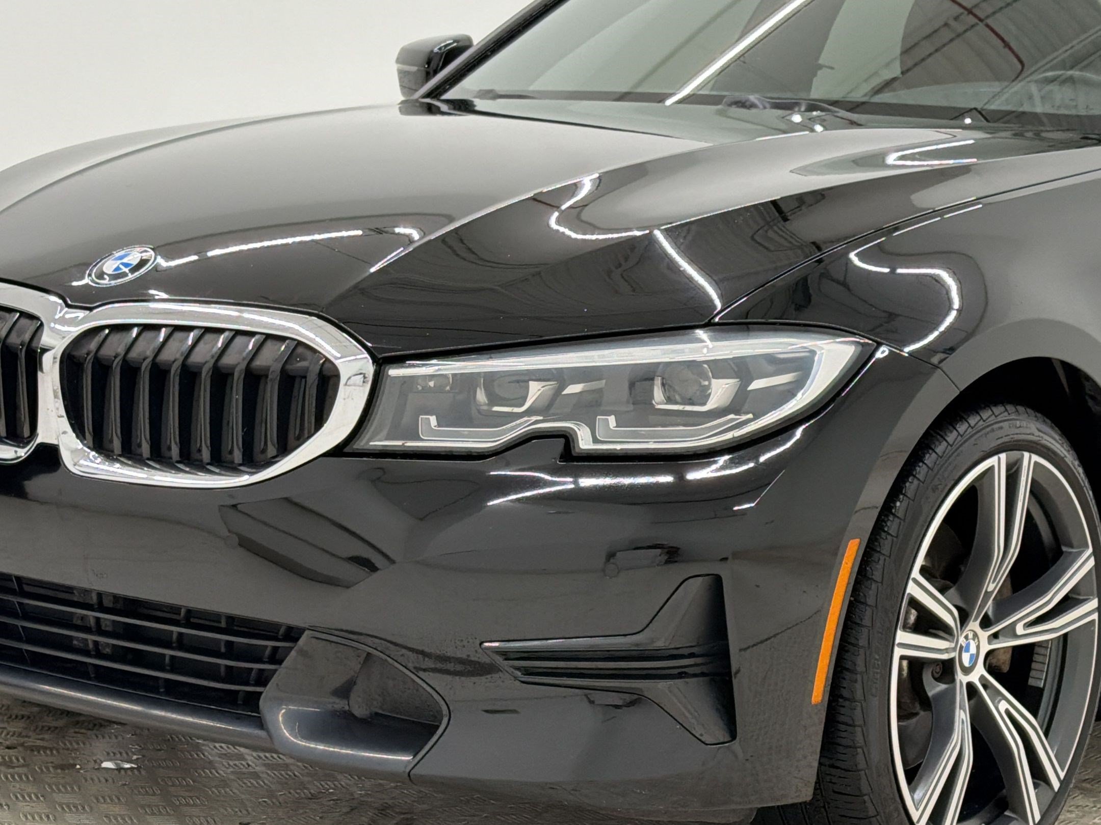 Used 2022 BMW 330i Sedan w/ Convenience Package RWD image 12