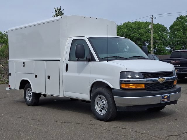 New 2026 Chevrolet Express 3500 w/ Power Convenience Package RWD image 1