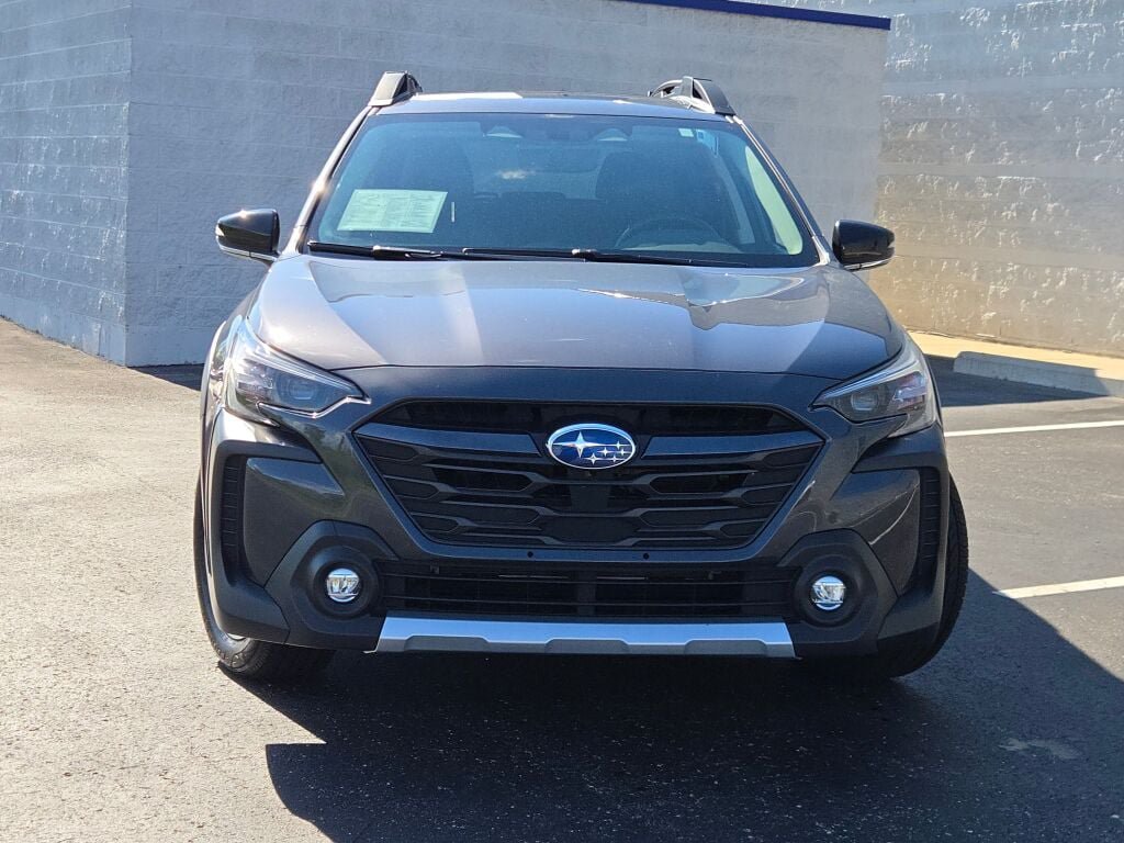 Used 2024 Subaru Outback Limited AWD/4WD image 4