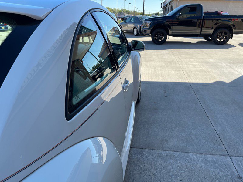 Used 2008 Volkswagen Beetle S image 10