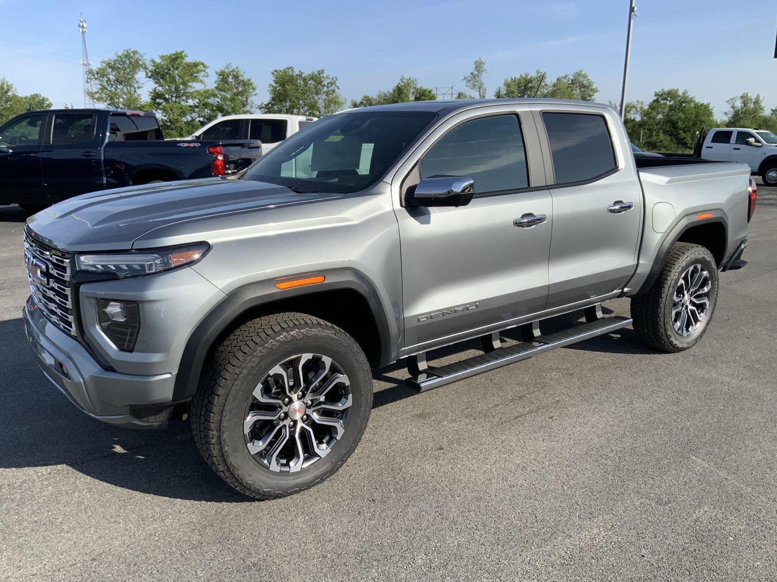 New 2026 GMC Canyon Denali AWD/4WD image 4