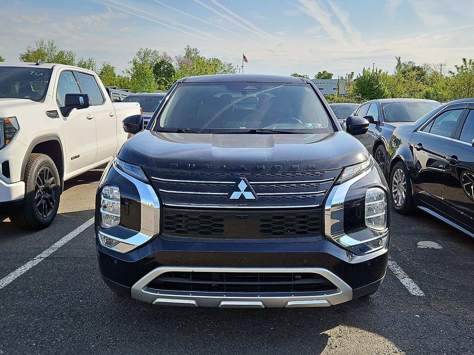 Used 2022 Mitsubishi Outlander SE AWD/4WD image 3