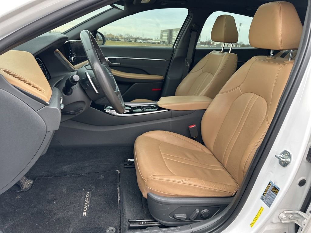 Used 2022 Hyundai Sonata Limited image 14