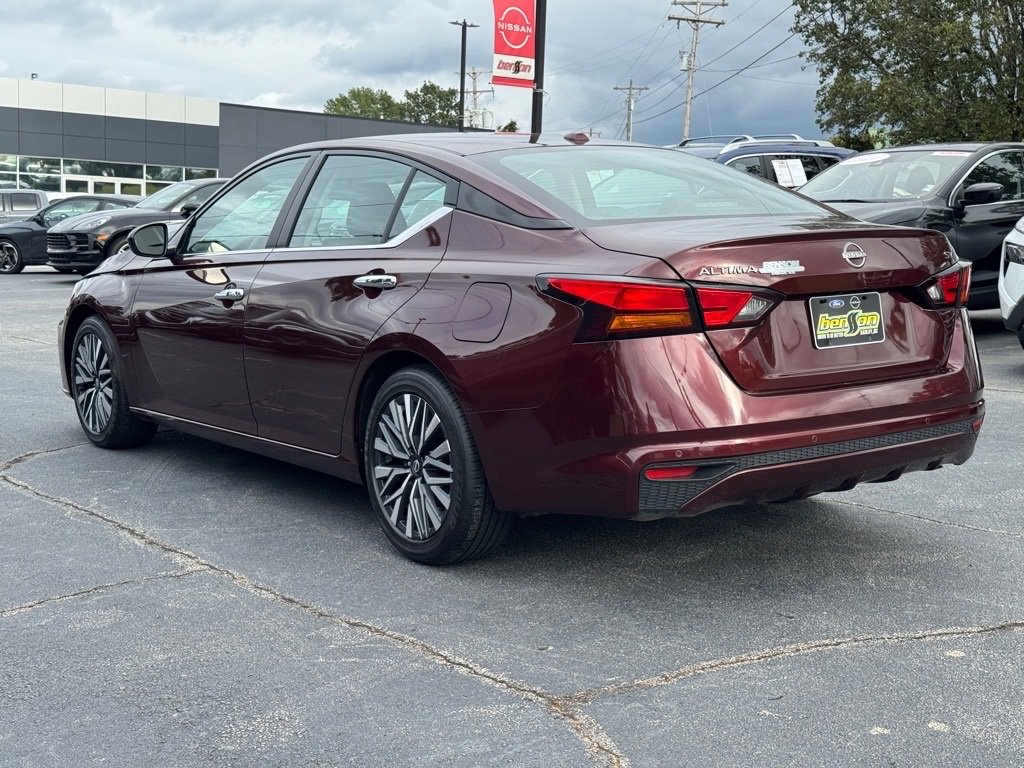 Certified 2024 Nissan Altima 2.5 SV image 5
