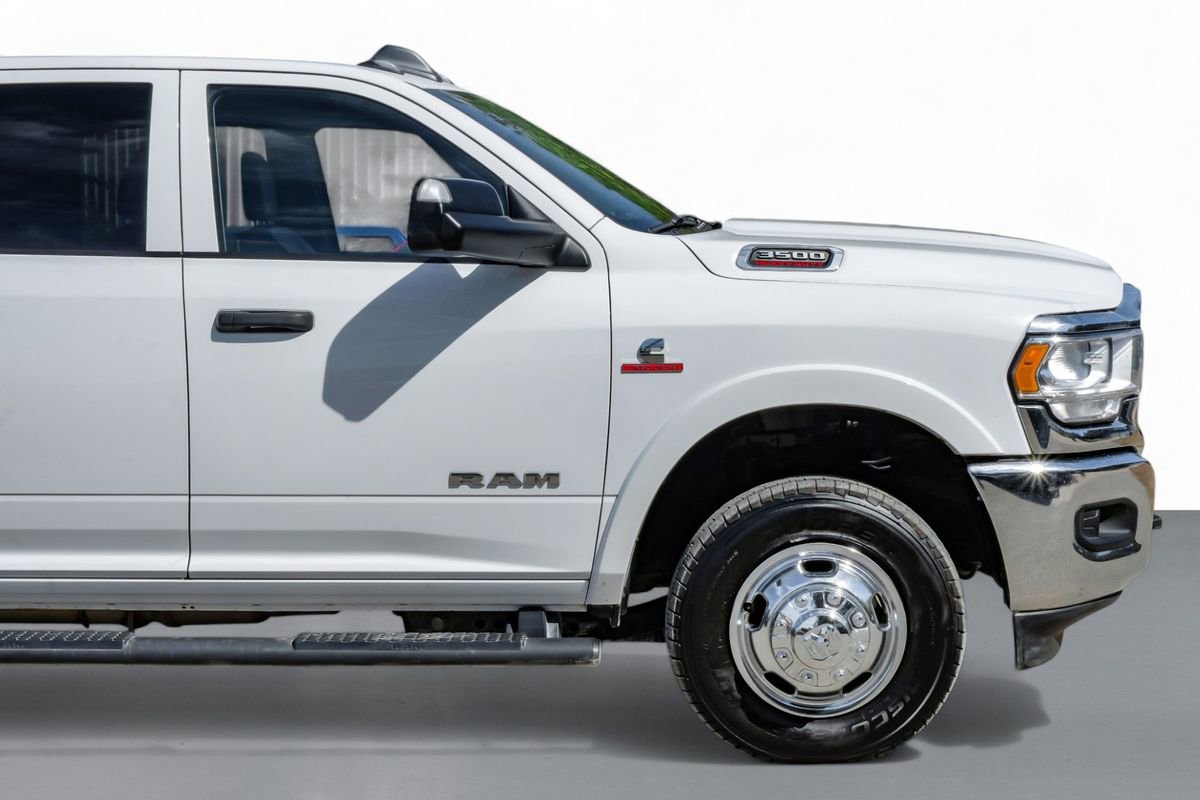 Used 2022 RAM 3500 Tradesman w/ Chrome Appearance Group image 7
