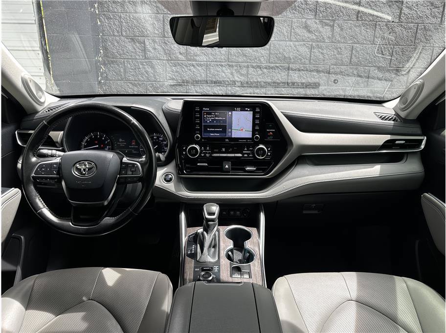 Used 2020 Toyota Highlander Limited AWD/4WD image 19