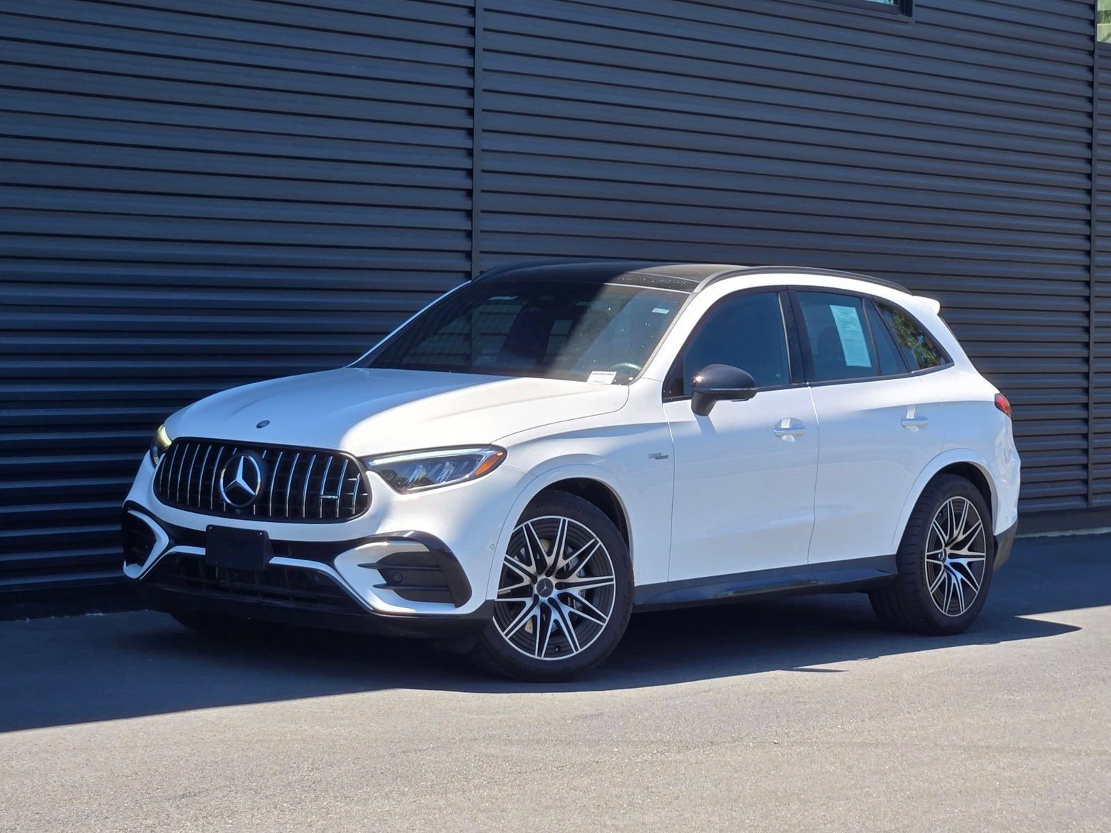 Used 2025 Mercedes-Benz GLC 43 AMG 4MATIC image 1