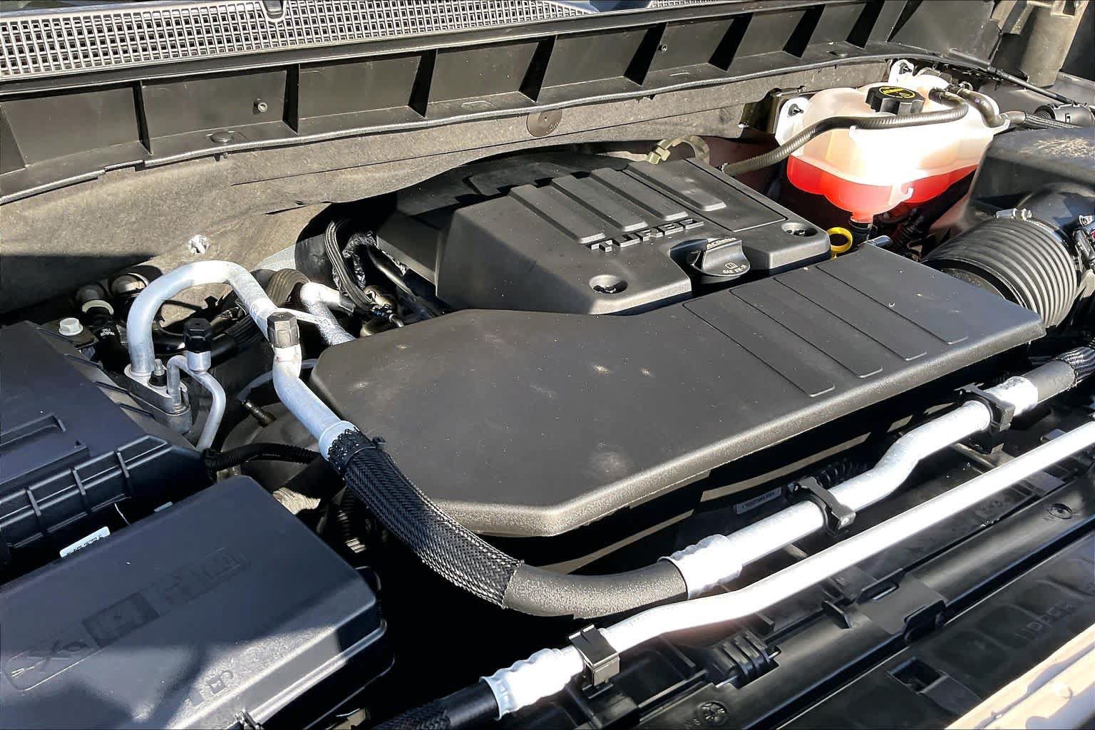 Certified 2026 Chevrolet Silverado 1500 Custom w/ LPO, Dark Essentials Package RWD image 32