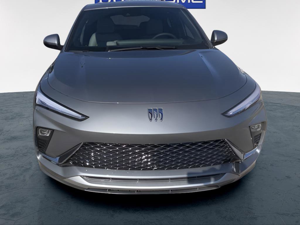New 2026 Buick Envista Avenir image 2