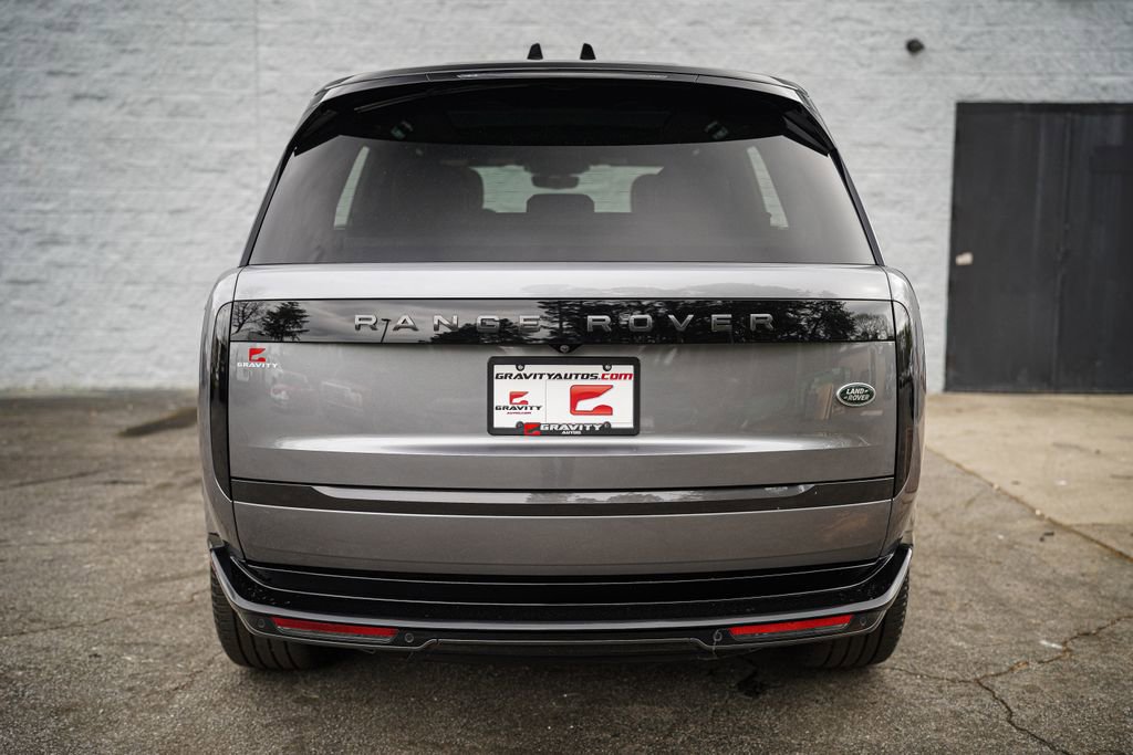 Used 2023 Land Rover Range Rover SE image 14