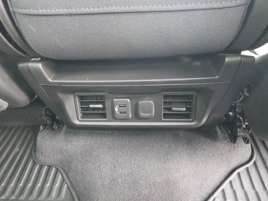 Certified 2019 Chevrolet Silverado 1500 LT w/ All-Star Edition image 29