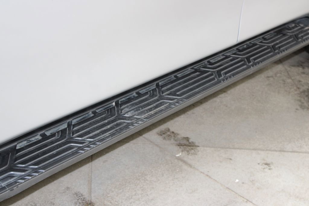 Used 2018 Nissan Armada Platinum w/ Captain Seat Package image 16