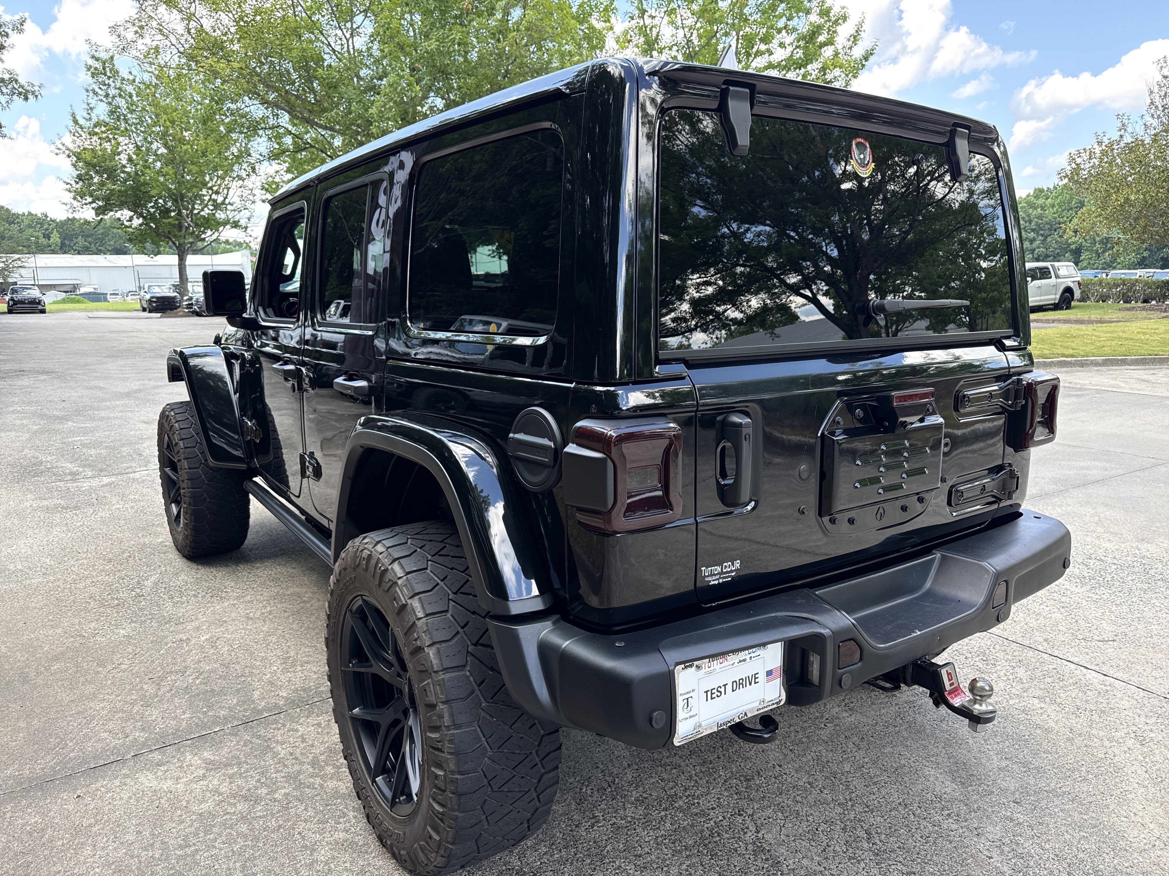 Used 2022 Jeep Wrangler Unlimited Rubicon w/ Trailer Tow Package AWD/4WD image 5