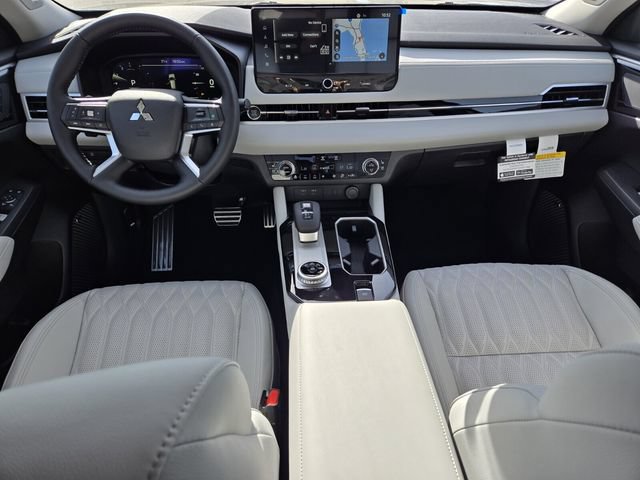New 2026 Mitsubishi Outlander SEL FWD image 7