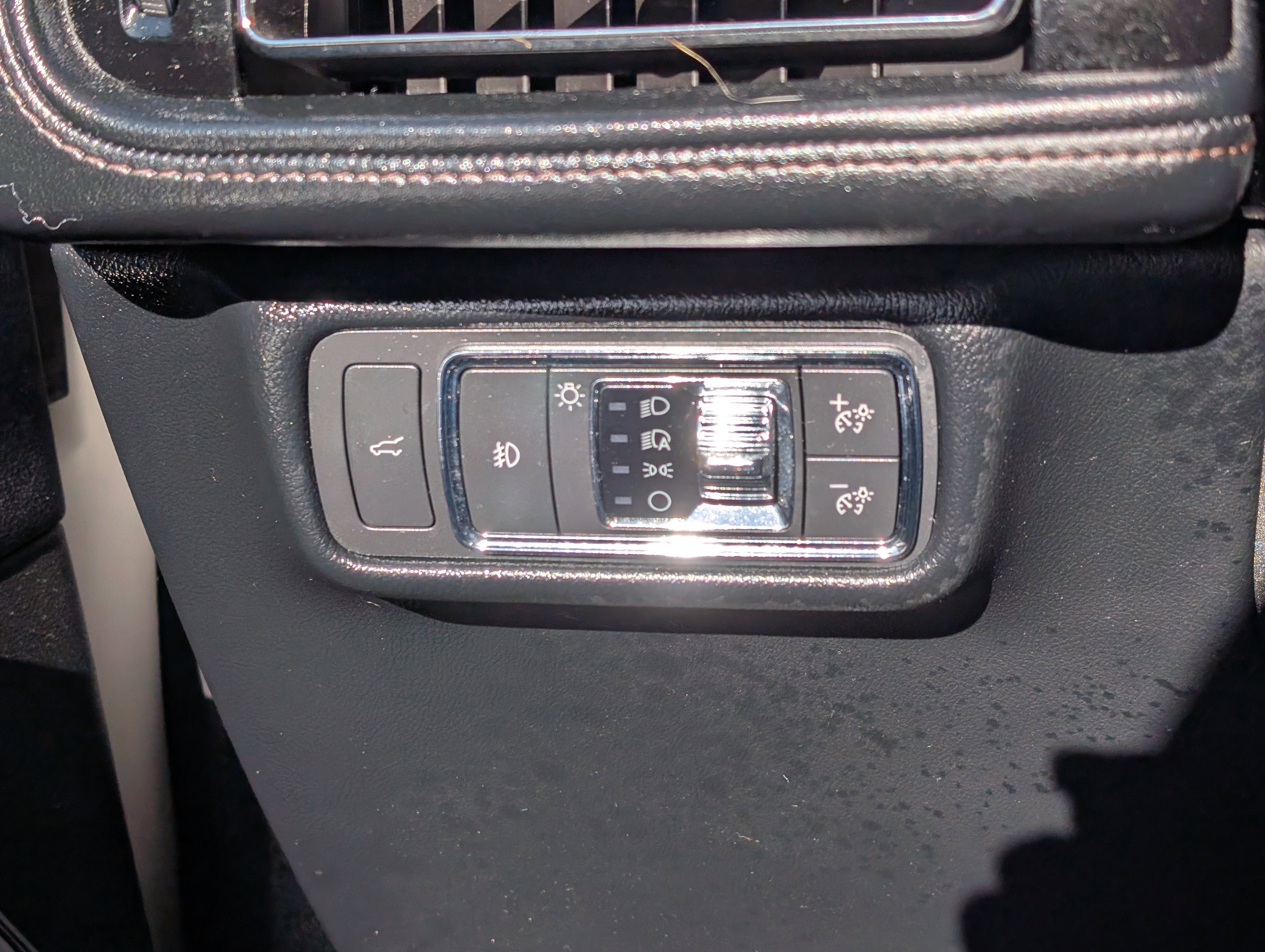 Used 2020 Lincoln Aviator Reserve w/ Equipment Group 202A image 21