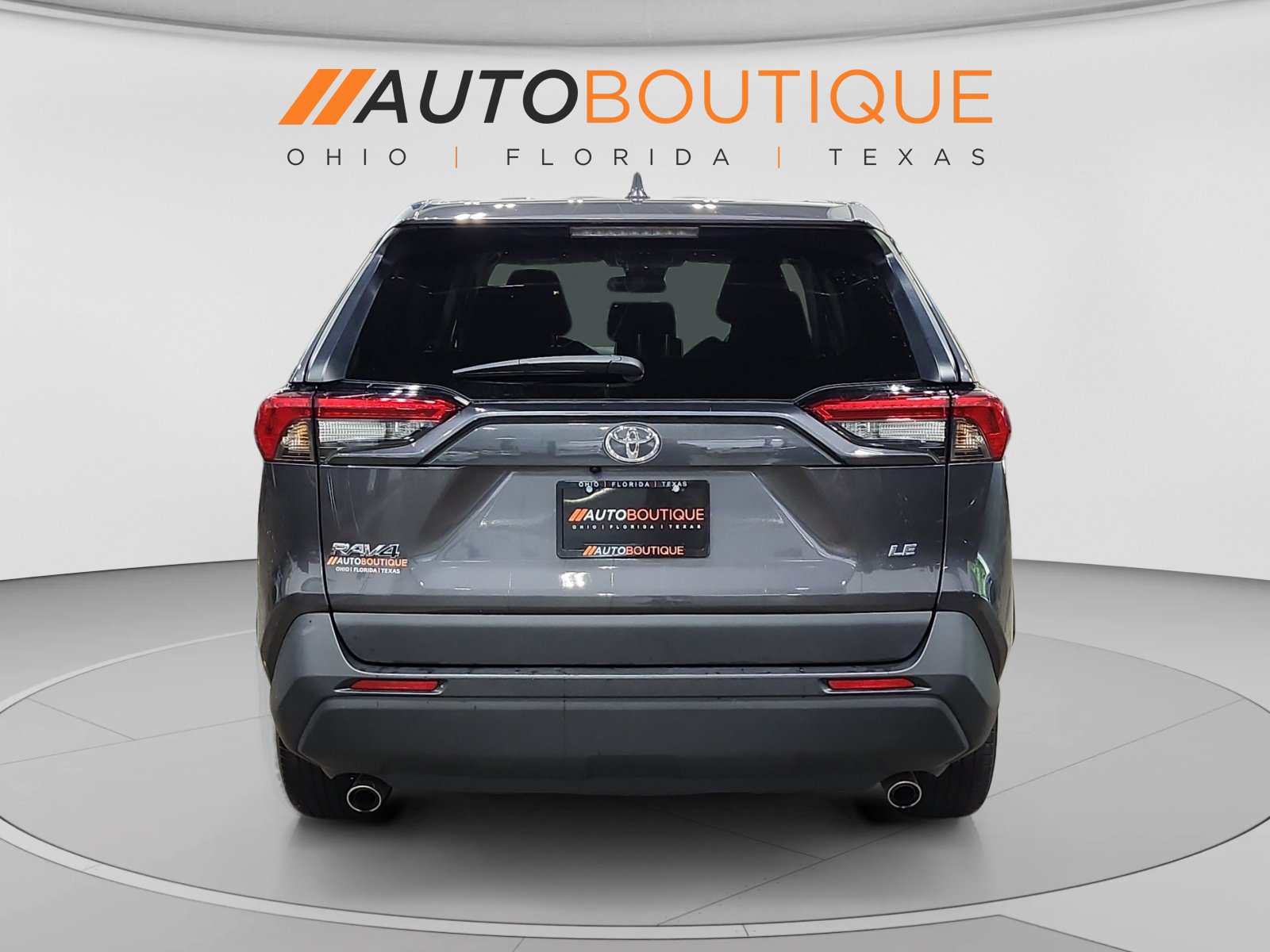 Used 2023 Toyota RAV4 LE FWD image 4