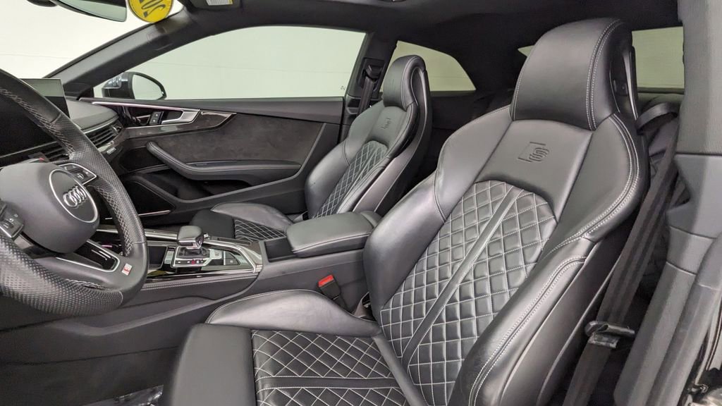 Used 2021 Audi S5 Prestige image 2