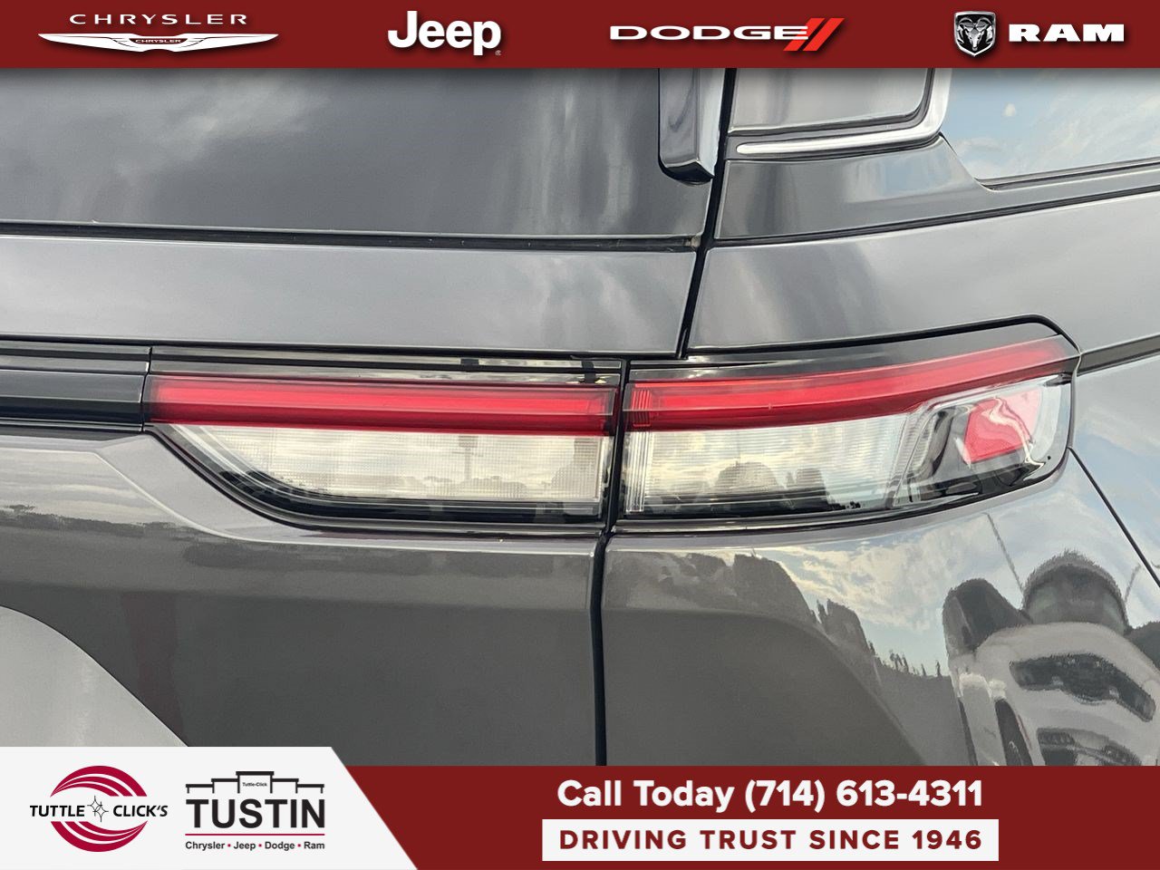 Used 2023 Jeep Grand Cherokee 4WD 4xe image 9