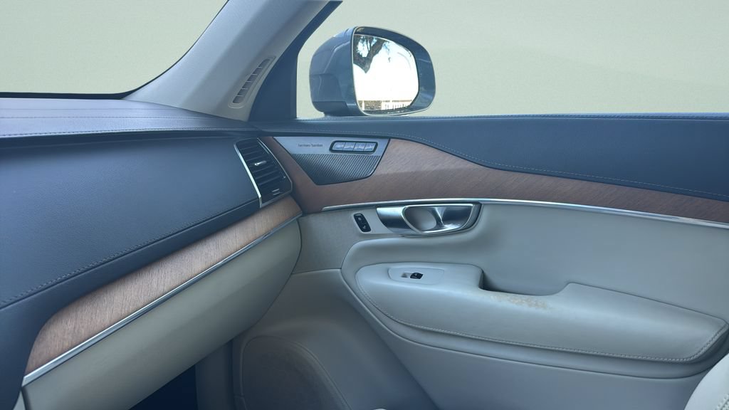 Used 2019 Volvo XC90 T6 Inscription w/ Protection Package Premier AWD/4WD image 32