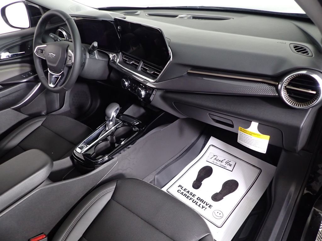 New 2026 Chevrolet Trax ACTIV FWD image 33