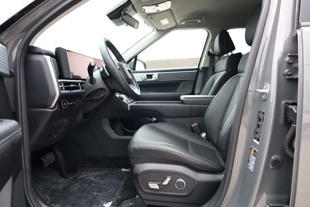 Certified 2025 Hyundai Santa Fe SEL image 11