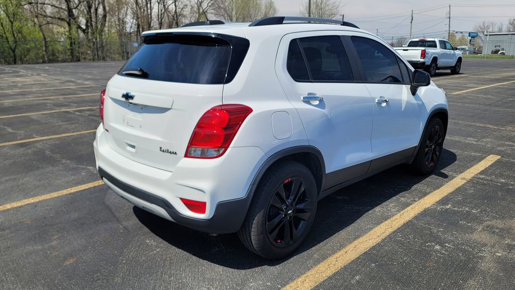 Used 2018 Chevrolet Trax LT w/ Redline Edition image 6
