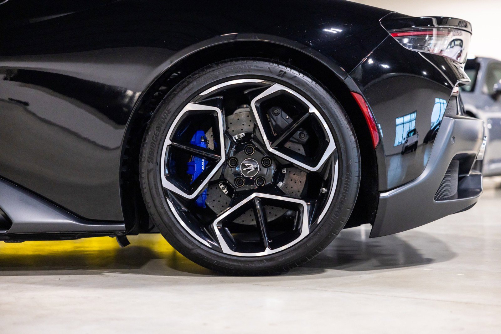 Used 2022 Maserati MC20 Coupe RWD image 18