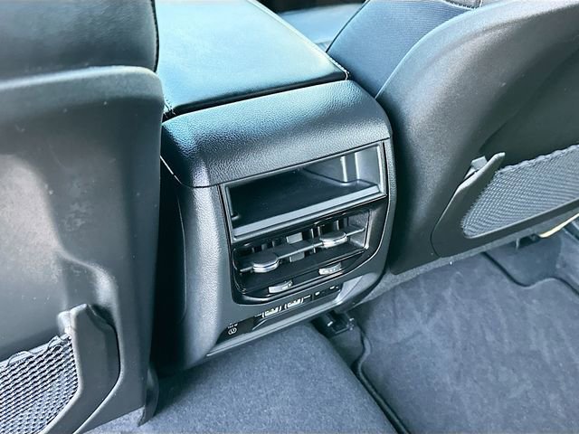 Used 2024 Jeep Grand Cherokee Limited AWD/4WD image 25