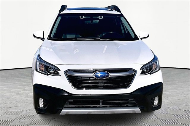 Used 2022 Subaru Outback Limited image 3